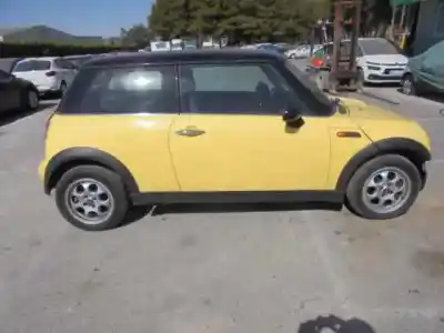 Здавання транспортного засобу mini mini (r50,r53) cooper року 2002 потужний w10b16a