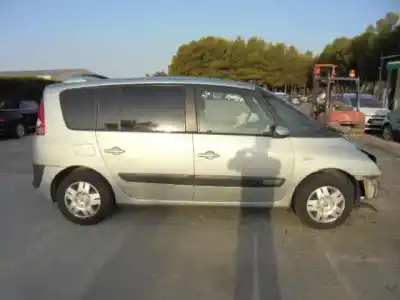 Здавання транспортного засобу renault espace iv (jk0) authentique року 2004 потужний f9qa8