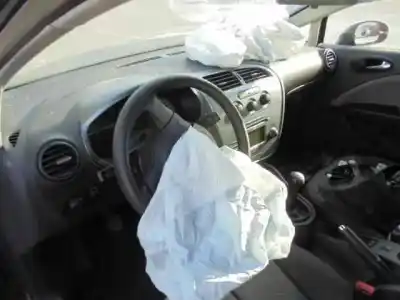 Veículo de Sucata seat leon (1p1) reference do ano 2007 alimentado bxe