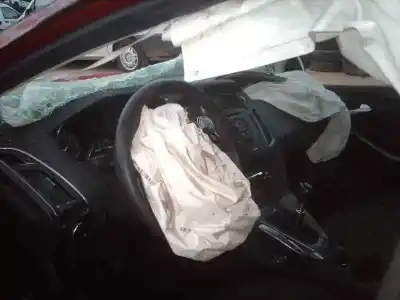 Scrapping Vehicle ford focus turn. (cb8) titanium of the year 2011 powered t1db