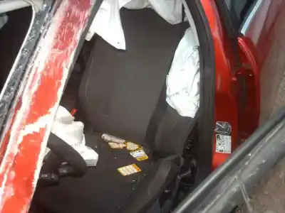 Scrapping Vehicle ford focus turn. (cb8) titanium of the year 2011 powered t1db