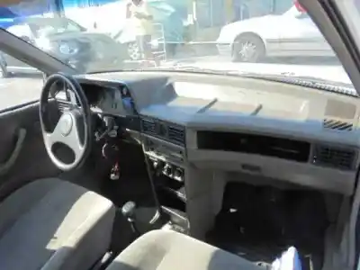 Sloopvoertuig opel kadett e gl berlina van het jaar 1990 aangedreven 16sv