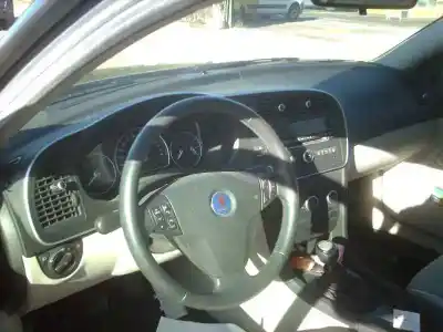 Veicolo di demolizione saab 9-3 berlina vector dell'anno 2008 alimentato z19dth