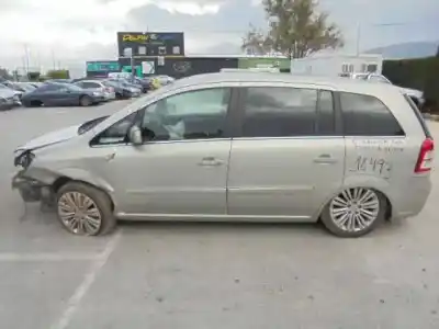 Scrapping Vehicle OPEL ZAFIRA B Family of the year 2011 powered A17DTR