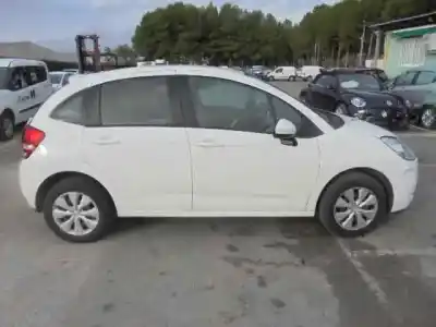 Vehicul casat citroen c3 business al anului 2011 alimentat 8hr