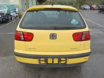 Véhicule à la ferraille seat ibiza (6k1) signo de l'année 2001 alimenté aua