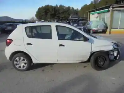 Scrapping Vehicle dacia sandero ambiance of the year 2017 powered b4db4