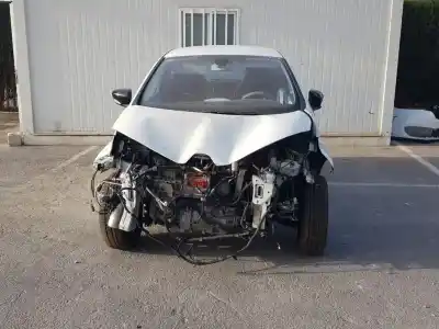 Veicolo di demolizione renault                                            zoe                                                                                                                                                                                                                                                        zen                                                                                                                                                                                                                                                        dell'anno 2015 alimentato maq601