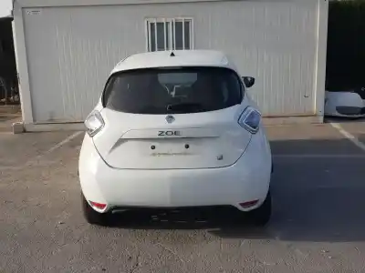 Veicolo di demolizione renault                                            zoe                                                                                                                                                                                                                                                        zen                                                                                                                                                                                                                                                        dell'anno 2015 alimentato maq601