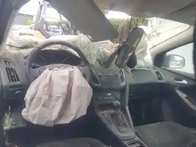 Veicolo di demolizione ford focus lim. trend + dell'anno 2017 alimentato pndd