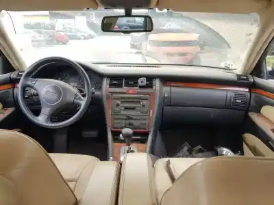 Здавання транспортного засобу audi a8 (d2) 3.7 v8 40v року 2002 потужний akc