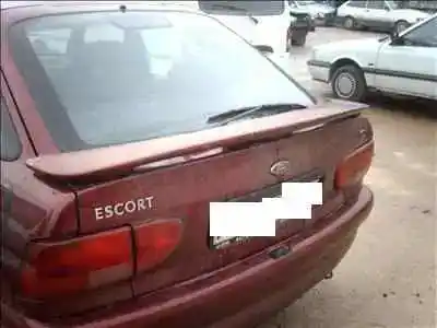 Verschrottungsfahrzeug ford escort berl./turnier básico berlina des jahres 1995 angetrieben rfs