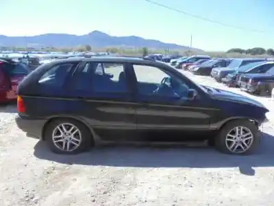 Veículo de Sucata bmw x5 (e53) 3.0d do ano 2001 alimentado 306d1