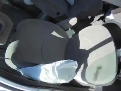 Veículo de Sucata citroen xsara picasso (n68) 2.0 hdi do ano 2002 alimentado rhy