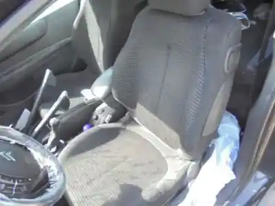 Veicolo di demolizione citroen                                            c4 coupe                                                                                                                                                                                                                                                   vtr plus                                                                                                                                                                                                                                                   dell'anno 2007 alimentato 9hy(dv6ted4)