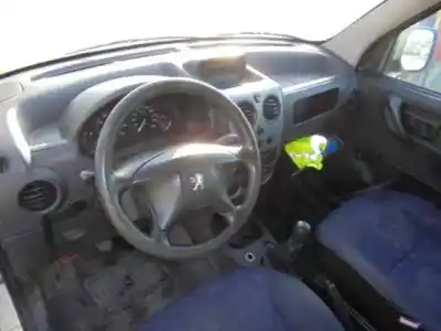 Sloopvoertuig peugeot partner (s2) combi plus van het jaar 2007 aangedreven 9hx(dv6ated4)