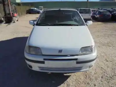 Sloopvoertuig fiat punto cabrio (176) elx van het jaar 1994 aangedreven 176a9000