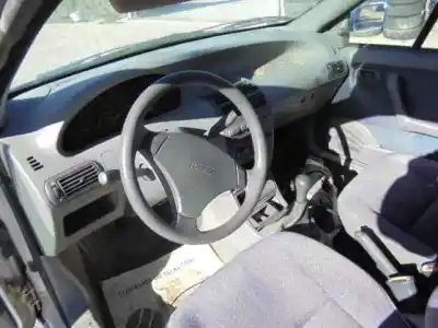 Sloopvoertuig fiat punto cabrio (176) elx van het jaar 1994 aangedreven 176a9000