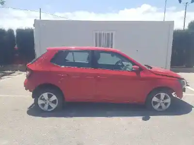 Sloopvoertuig skoda fabia 1.0 mpi van het jaar 2017 aangedreven chyf