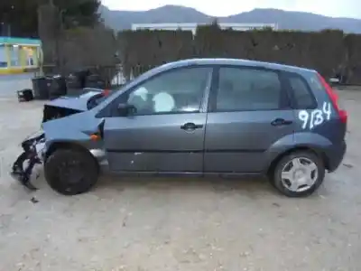 Véhicule à la ferraille FORD                                               FIESTA (CBK)                                                                                                                                                                                                                                               Ambiente                                                                                                                                                                                                                                                   de l'année 2004 alimenté F6JA