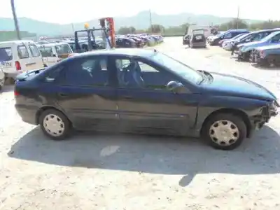 Veículo de Sucata renault laguna (b56) 1.8 do ano 1997 alimentado f3p
