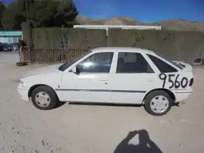 Утилизация автомобиля FORD ESCORT BERL./TURNIER CLX Berlina года 1994 питание L1E