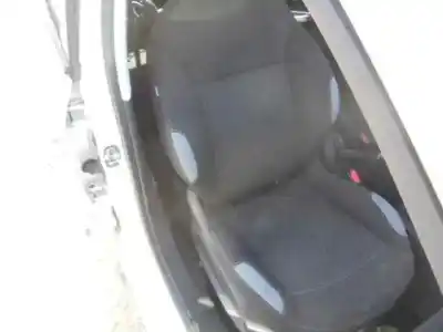 Veículo de Sucata peugeot 208 active do ano 2014 alimentado hm01