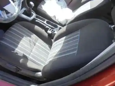 Vehicul casat ford focus lim. (cb4) business al anului 2009 alimentat shda