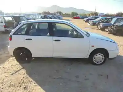 Véhicule à la ferraille seat ibiza (6k) cl de l'année 1998 alimenté apq