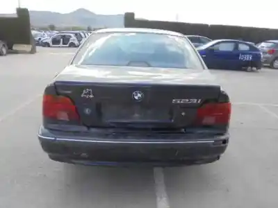 Veículo de Sucata bmw serie 5 berlina (e39) 523i do ano 1997 alimentado 256s3