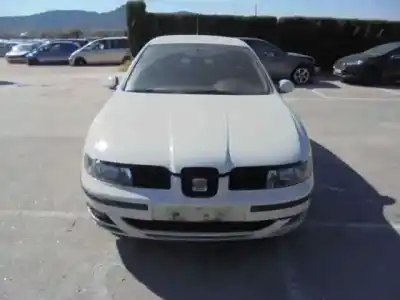 Здавання транспортного засобу seat leon (1m1) stella року 2005 потужний asv