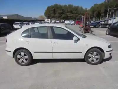 Здавання транспортного засобу seat leon (1m1) stella року 2005 потужний asv