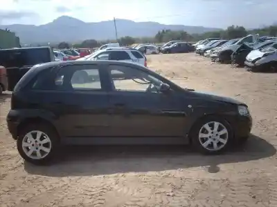 Veicolo di demolizione opel corsa c cosmo dell'anno 2003 alimentato z13dt