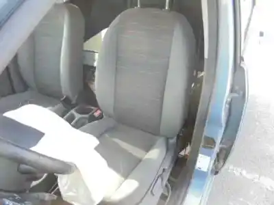 Здавання транспортного засобу ford focus c-max (cap) ghia (d) року 2008 потужний kkda