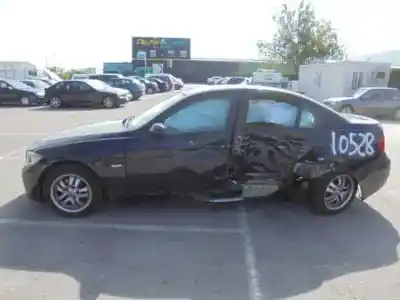 Veicolo di demolizione BMW                                                SERIE 3 BERLINA (E90)                                                                                                                                                                                                                                      320d                                                                                                                                                                                                                                                       dell'anno 2006 alimentato 204D4