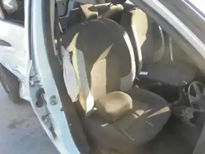 Veículo de Sucata dacia sandero ambiance do ano 2015 alimentado k9kc612