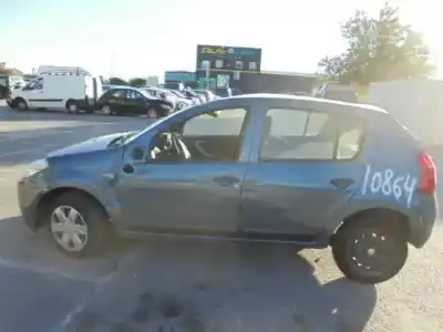 Veicolo di demolizione DACIA SANDERO Ambiance dell'anno 2010 alimentato K9KR7