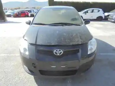 Здавання транспортного засобу toyota auris luna року 2008 потужний 1zr