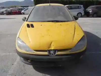 Hurda Aracı peugeot                                            206 berlina                                                                                                                                                                                                                                                x-line                                                                                                                                                                                                                                                     yılın 2002 güçlü wjy