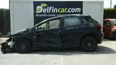 Veicolo di demolizione VOLKSWAGEN POLO Advance dell'anno 2018 alimentato CHY