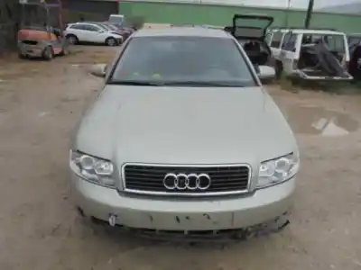 Veículo de Sucata audi a4 berlina (8e) 2.0 do ano 2003 alimentado alt