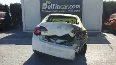 Здавання транспортного засобу opel astra j lim. notchback року 2017 потужний b16dtl