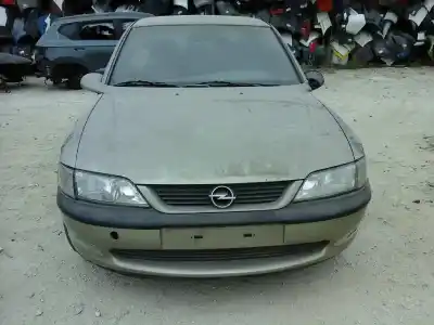 Hurda Aracı OPEL VECTRA B BERLINA Elegance Yılın 1998 güçlü X20XEV