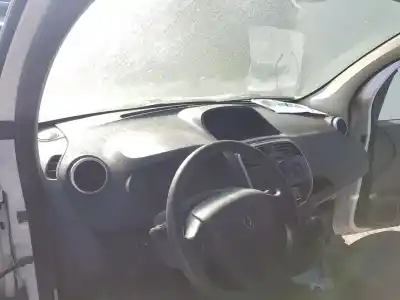 Veículo de Sucata renault kangoo profesional do ano 2017 alimentado k9ke628