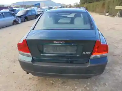 Veículo de Sucata volvo s60 berlina 2.4 (103kw) do ano 2002 alimentado b5244s2