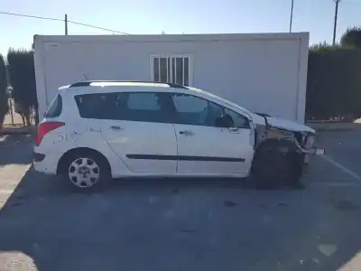 Scrapping Vehicle peugeot 308 envy of the year 2012 powered 9h06