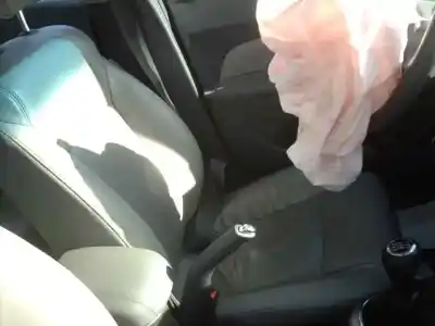 Vehicul casat chevrolet cruze lt al anului 2010 alimentat z20s1