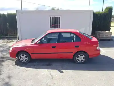 Veicolo di demolizione HYUNDAI ACCENT (LC) GL 4P dell'anno 2000 alimentato G4EA