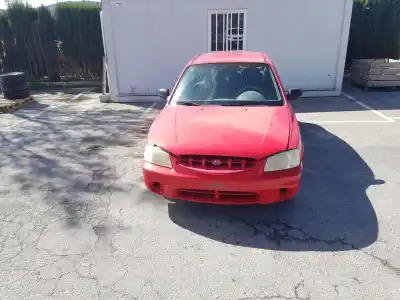 Véhicule à la ferraille hyundai accent (lc) gl 4p de l'année 2000 alimenté g4ea