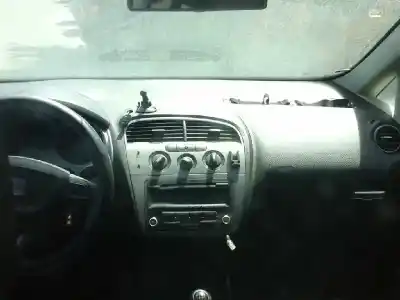 Veículo de Sucata seat altea xl (5p5) stylance / style do ano 2010 alimentado cay